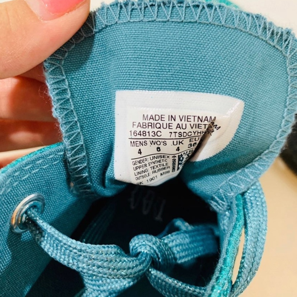 Converse - Picture 7 of 7